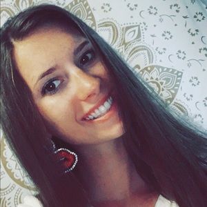 Meet your Posher, Carlin